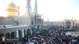 بیعت هزاران بانوی حوزوی با سومین امام انقلاب در حرم حضرت معصومه (س)