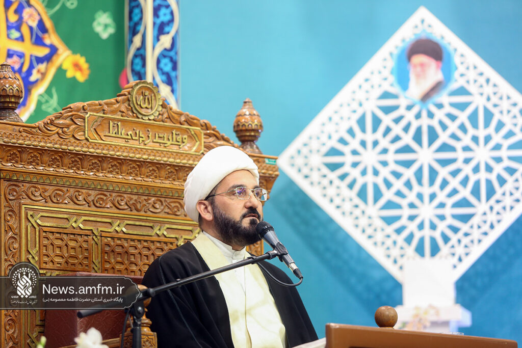 دفاع از نظام اگر با یاد خدا باشد مصداق ذکر کثیر است دفاع از نظام اگر با یاد خدا باشد مصداق ذکر کثیر است