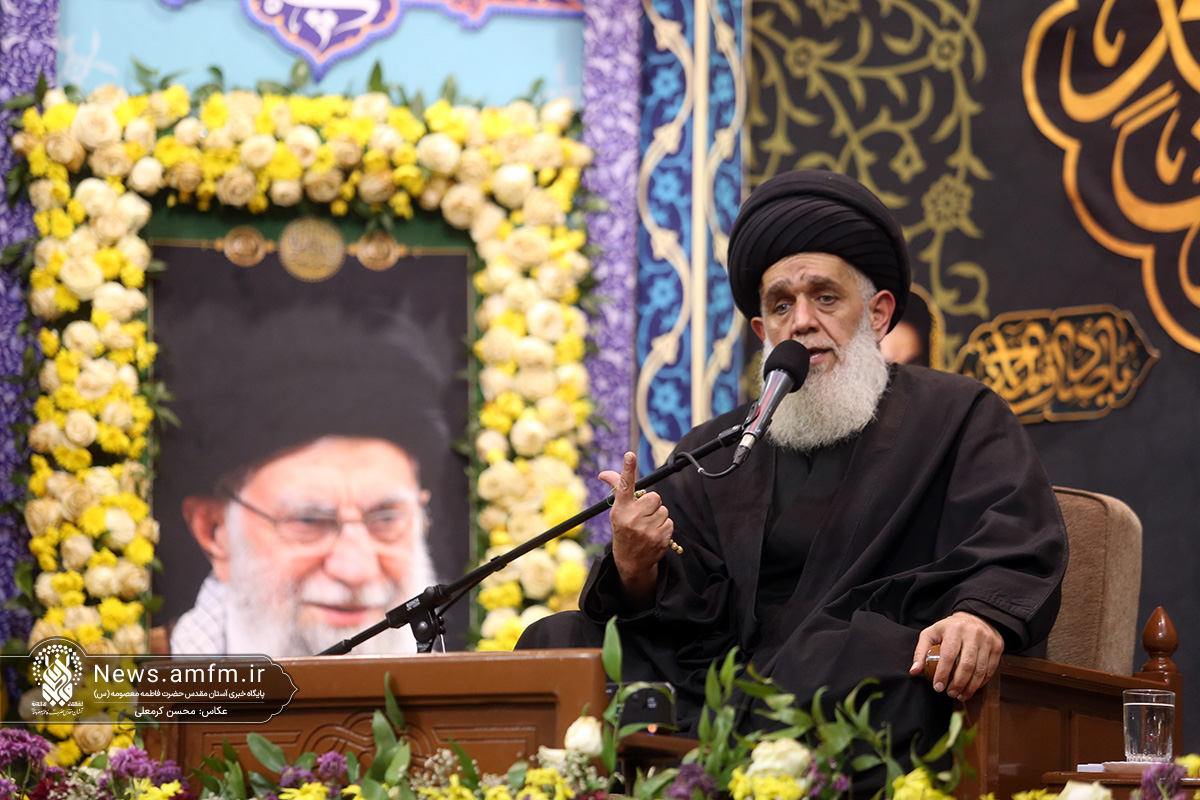 دعا برای فرج، کلید گشایش مشکلات فردی و اجتماعی است دعا برای فرج، کلید گشایش مشکلات فردی و اجتماعی است