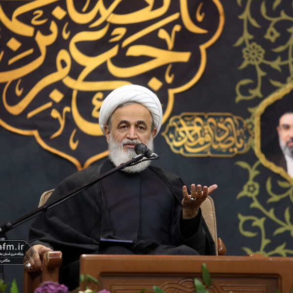  خدا از جامعه قدرتمند ما انتظار بیشتری برای یاری دین دارد