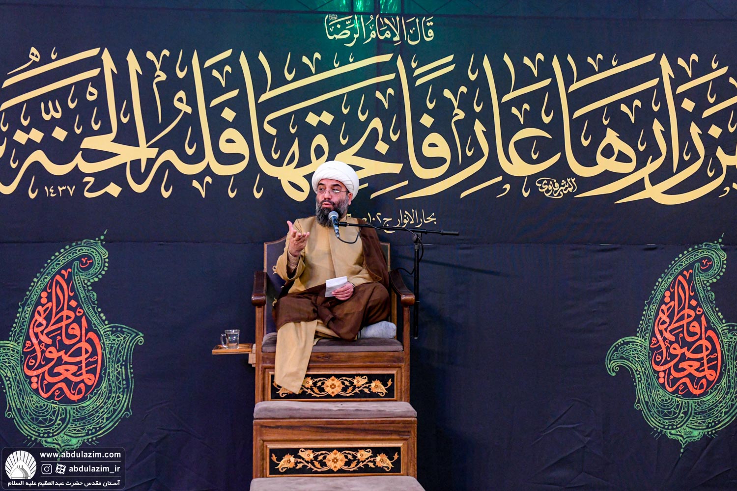 امام صادق (ع) از فرط عشق به مردم گریه میکرد امام صادق (ع) از فرط عشق به مردم گریه میکرد