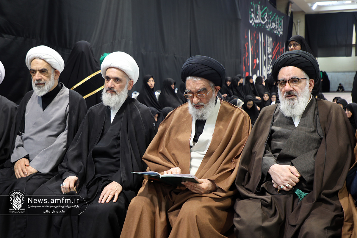 مراسم چهلم شهدای حمله آمریکا به دبیرخانه خبرگان قم