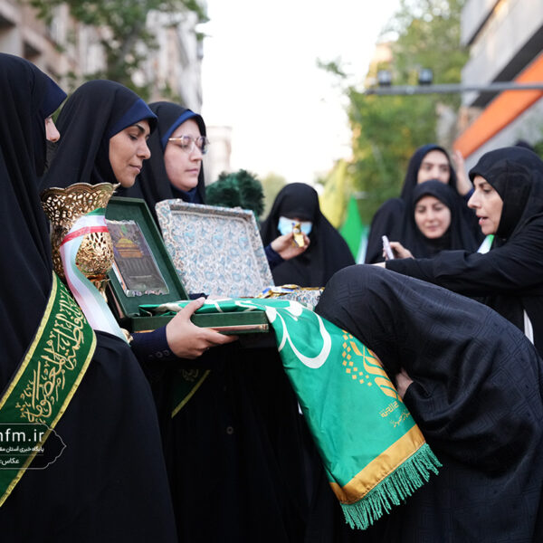 اجتماع بزرگ دختران جان فدای ایران معطر به شمیم پرچم فاطمی شد