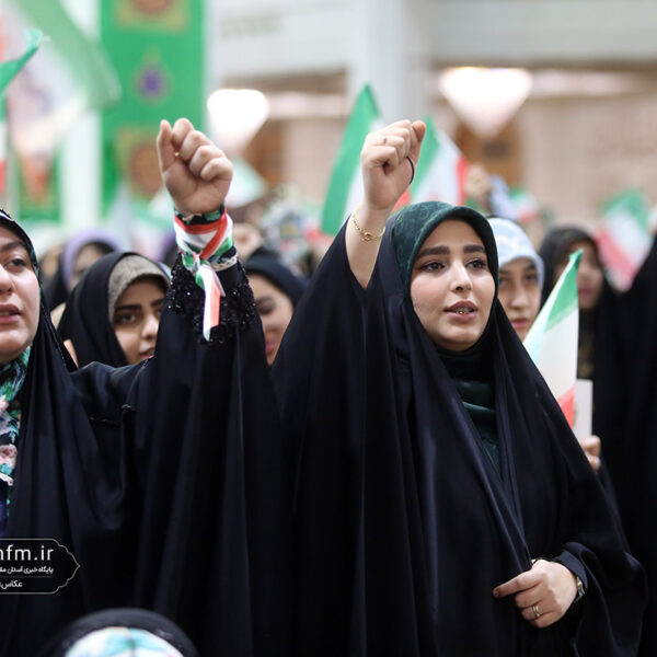 حضرت معصومه(س) چه انتظاری از دختر دانشجو دارند؟