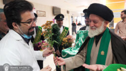 تکریم کادر درمانی بیمارستان شهدای قم توسط سفیران کریمه