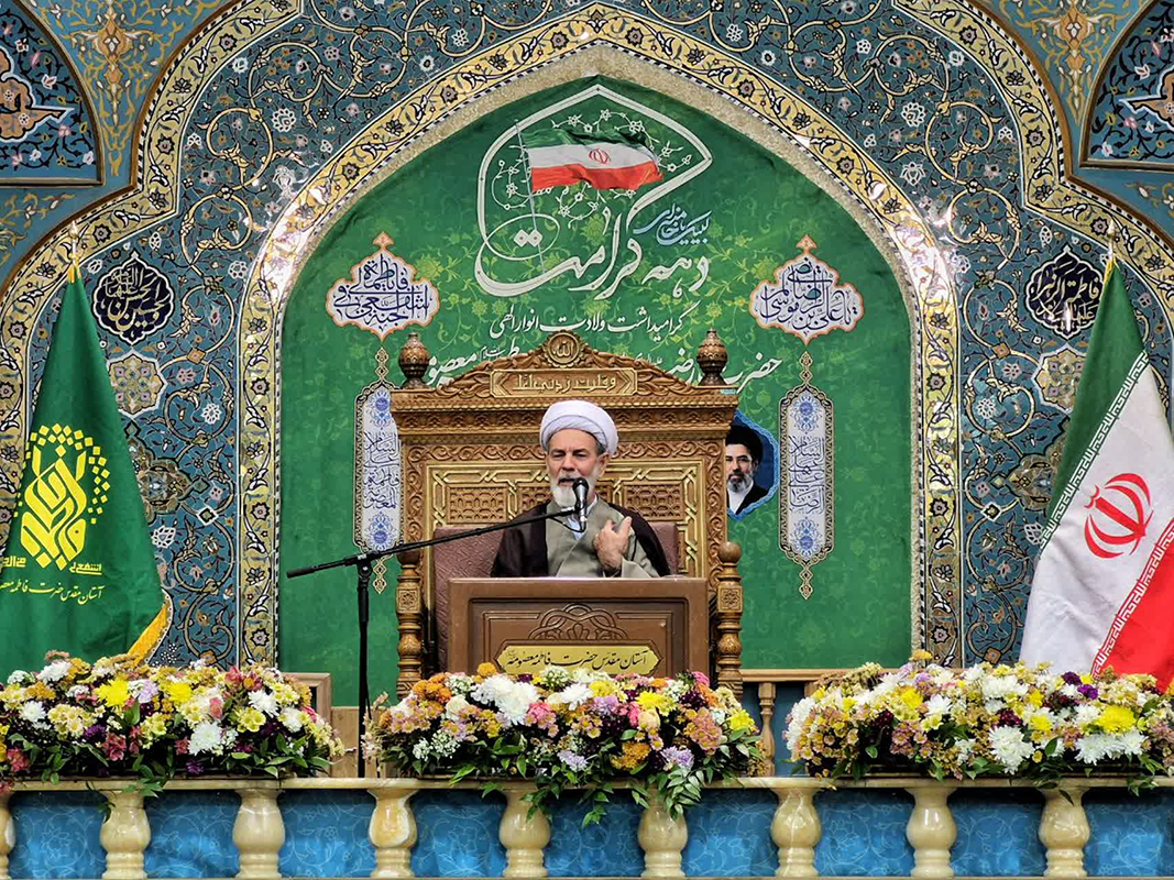 کرامت انسان با ایثار حاصل میشود کرامت انسان با ایثار حاصل میشود