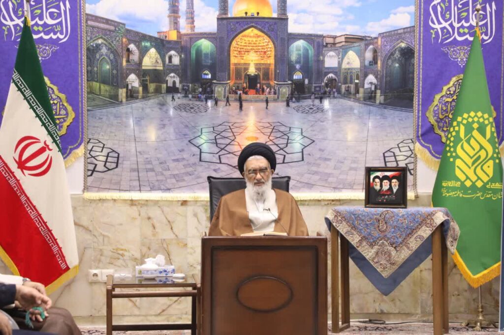 معلمان امروز در خط مقدم جنگ ارادهها و اندیشهها هستند