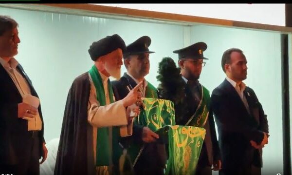 استقبال مردم بندرعباس از خادمان کریمه اهل بیت(س) در تجمعات مردمی شبانه