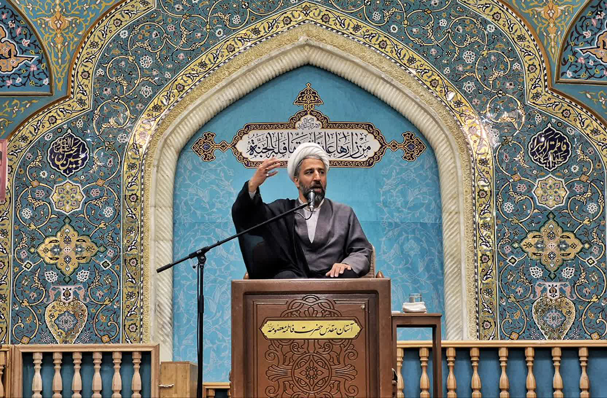 رضایت امام ملاک ارزشمندی انسان است رضایت امام ملاک ارزشمندی انسان است