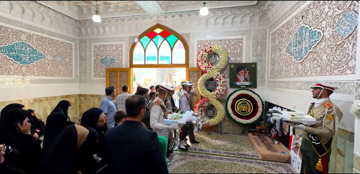 حال‌وهوای مزار سپهبد شهید سید عبدالرحیم موسوی در جوار کریمه اهل‌بیت(س)