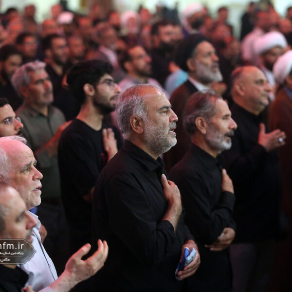 عزاداری زائران حرم بانوی کرامت در سوگ شهادت امام جواد (ع)