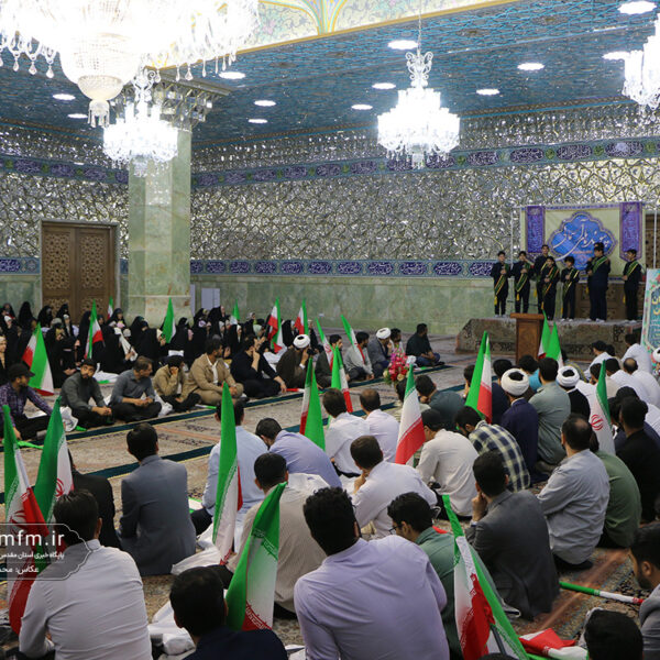 جشن ازدواج ۲۰۰ زوج طلبه در حرم حضرت فاطمه معصومه(س)