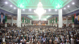 شکوه بندگی در نماز عید سعید قربان حرم حضرت معصومه (س)