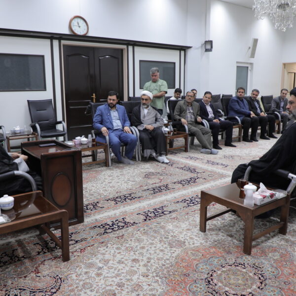 رسانه‌ها پایگاه توحیدی خود را در برابر تحریف‌ها حفظ کنند