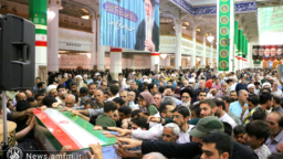 وداع با پیکر مطهر شهیده سراجی‌نژاد در حرم حضرت معصومه(س)