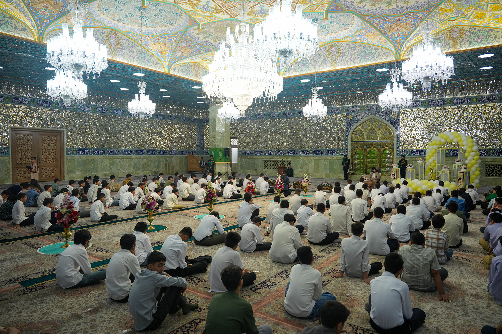 جشن تکلیف ۱۲۰ نوجوان پسر در حرم حضرت معصومه