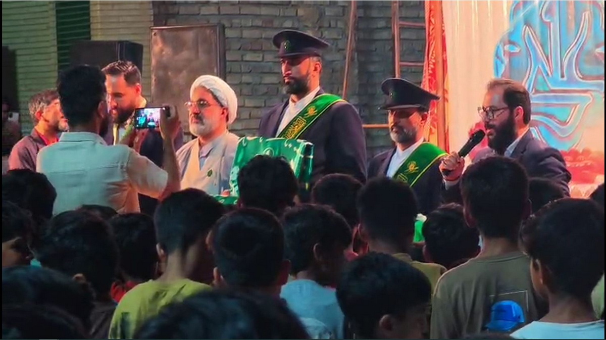 جشن عید غدیر ویژه نوجوانان در روستای زمین سنگ هرمزگان