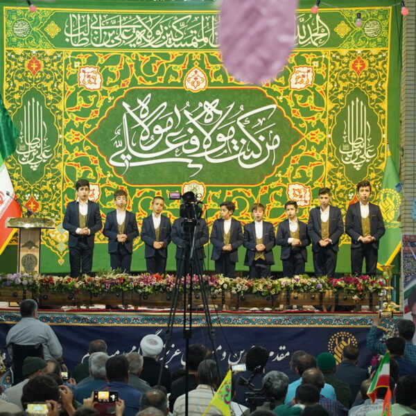 جشن غدیر و میلاد امام کاظم (ع) با حضور خادمان حرم بانوی کرامت در جعفریه قم