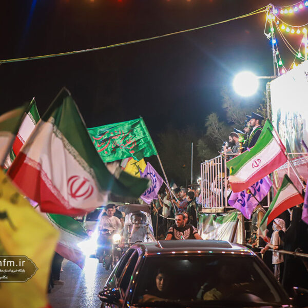 برپایی اجتماع بیعت با ولایت در بلوار یادگار امام قم با حضور خادمان حرم بانوی کرامت