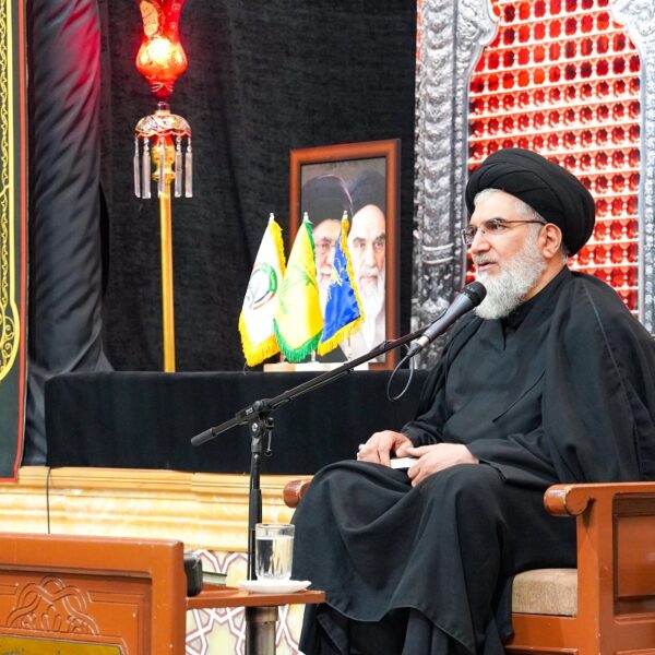اعتقادات صحیح پایه اصلی اعمال و رفتار انسان است