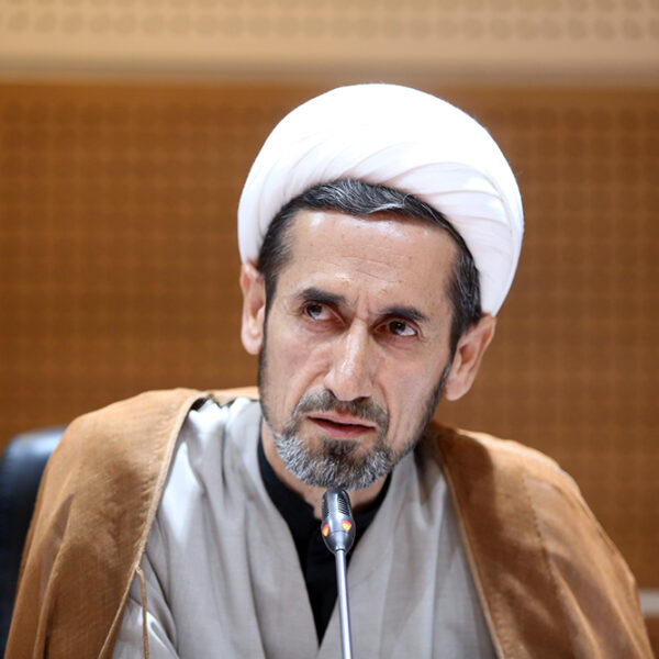 ضرورت الگوگیری از مدل اربعین برای برگزاری مراسم تشییع رهبر شهید انقلاب