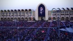 شکوه وداع عاشقانه با آقای شهید ایران