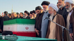 اقامه باشکوه نماز بر پیکر مطهر رهبر شهید ایران در قم