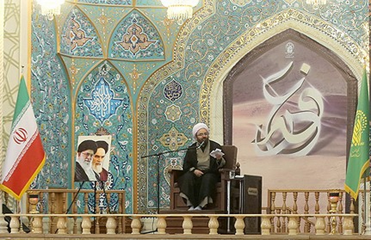 سه فضیلت اخلاقی امام سجاد(ع)؛ الگویی برای زندگی مؤمنانه در مسیر ولایت سه فضیلت اخلاقی امام سجاد(ع)؛ الگویی برای زندگی مؤمنانه در مسیر ولایت