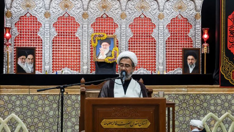 اساس امربه‌معروف و نهی‌ازمنکر محبت به دیگران است