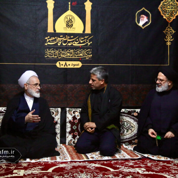خادمان موکب حرم بانوی کرامت نمایندگان فرهنگ اهل‌بیت(ع) در اربعین هستند