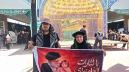عشق به امام حسین(ع) تحمل گرمای  مسیر اربعین را آسان می‌کند