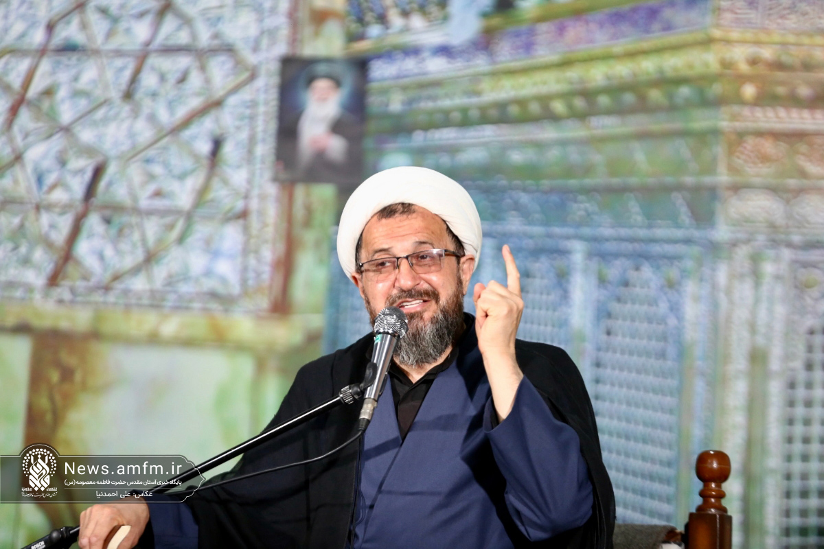 راهپیمایی عظیم اربعین از روشنترین جلوههای قدرت آزادگان جهان است راهپیمایی عظیم اربعین از روشنترین جلوههای قدرت آزادگان جهان است