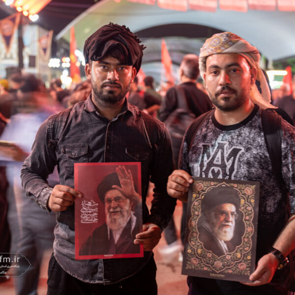 یاد رهبر شهید در عمود ۱۰۸۰ طریق الحسین(ع)