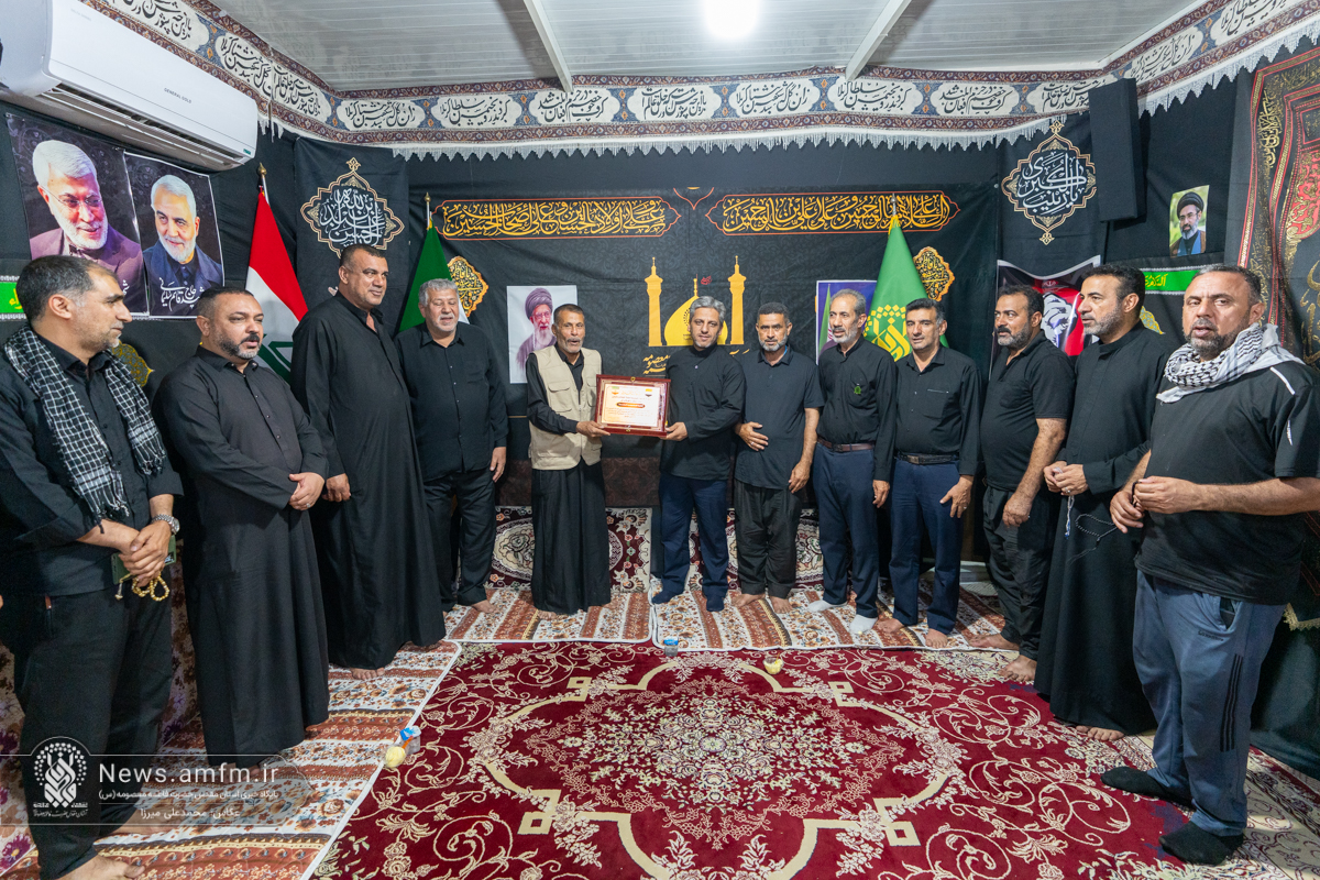 تقدیر مدیر موکب حرم مطهر بانوی کرامت از موکب‌داران عراقی مسیر مشایه