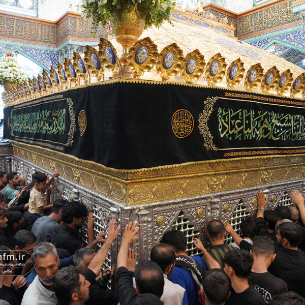 حضور پرشور عزاداران اربعین حسینی در حرم مطهر کریمه اهل بیت(س)