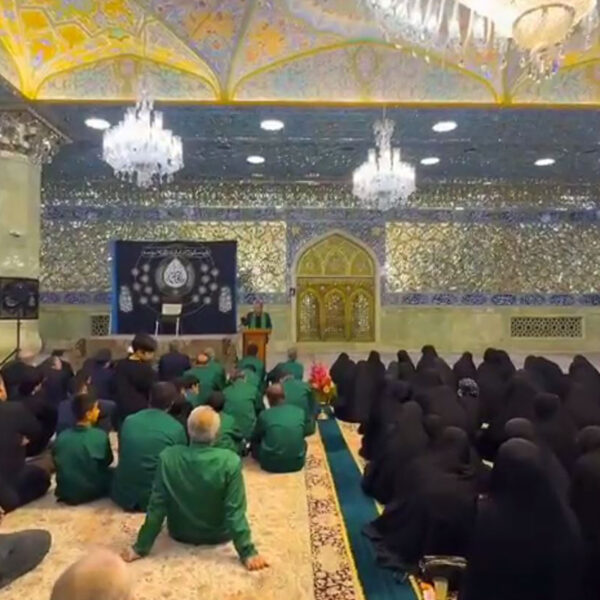 آئین شکرانه خدمت خادمان اربعینی در حرم بانوی کرامت