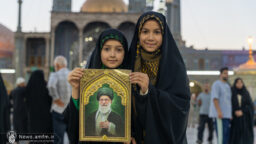 یاد رهبر شهید هنوز در دل ها جاریست