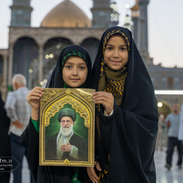 یاد رهبر شهید هنوز در دل ها جاریست