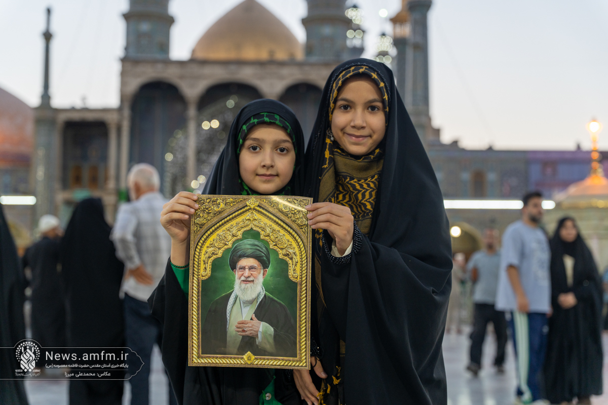 یاد رهبر شهید هنوز در دل ها جاریست