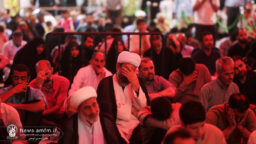 سوگواری زائران حرم بانوی کرامت در عزای امام عسکری(ع)