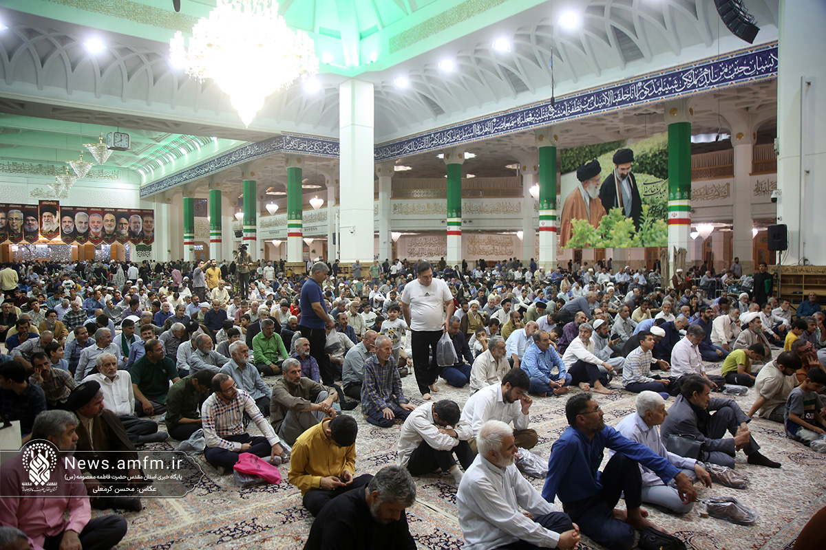 جشن شب میلاد پیامبر اکرم(ص) و امام جعفر صادق(ع) در حرم حضرت معصومه (س)