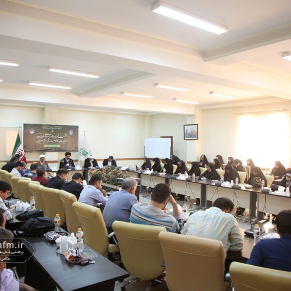 نشست خبری تشریح برنامه‌های حرم مطهر بانوی کرامت در ایام معصومیه برگزار شد