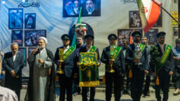 حضور خادمان و پرچم متبرک حرم بانوی کرامت در اجتماع شبانه روستای فردو + فیلم