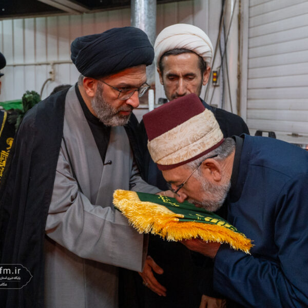 تقدیر از مواکب ایام رحلت بانوی کرامت توسط مسئولان حرم مطهر
