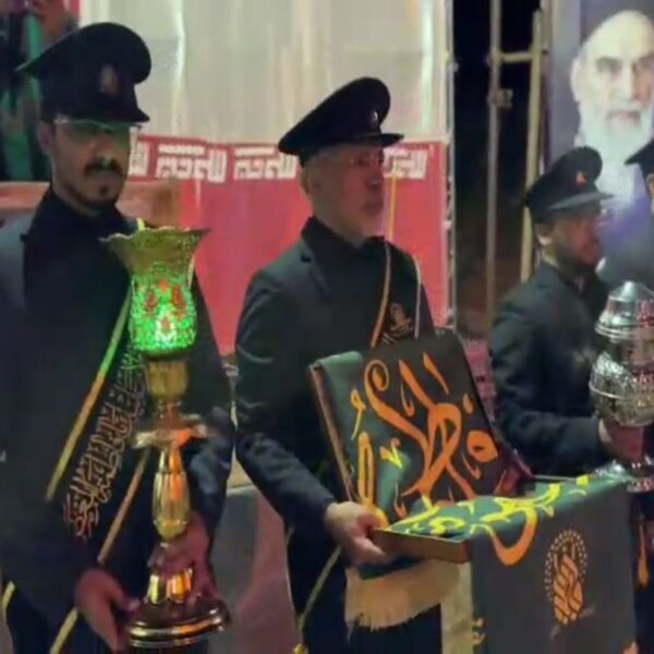 حضور سفیران کریمه در روستای دستگرد قم در شب رحلت حضرت معصومه(س)