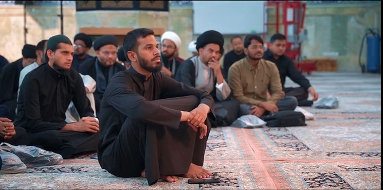 مراسم عزاداری ویژه اردوزبانان در شب رحلت بانوی کرامت