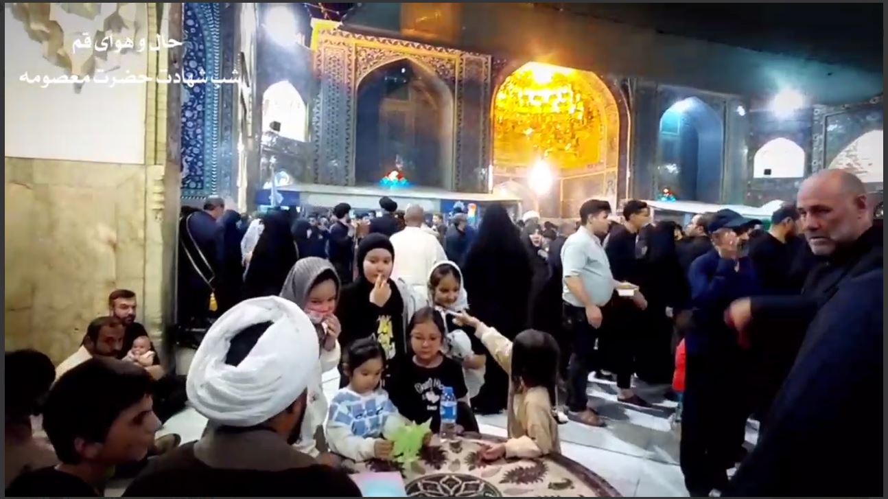 عزاداری خادمان نوجوانان فاطمی در شام شهادت بانوی کرامت