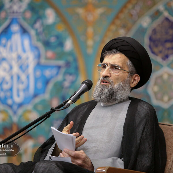 آیت‌الله شبیری زنجانی الگویی از تواضع، زهد و خدمت به مردم بود