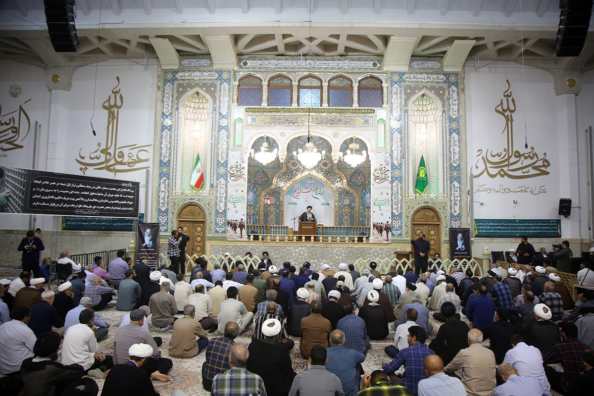 نگاهی متفاوت به مراسم بزرگداشت آیت‌الله العظمی شبیری زنجانی در حرم بانوی کرامت