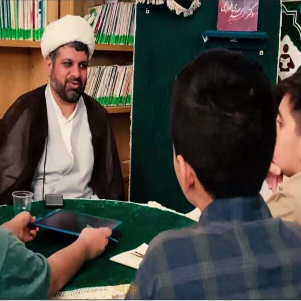 یک فنجان نوجوانی؛ گفت‌وگویی برای رشد و قوی‌تر شدن نوجوانان در جوار بانوی کرامت